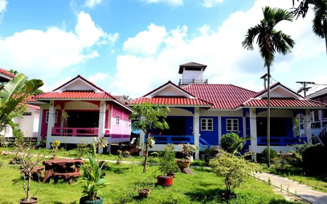 New Sunrise Village Maenam Beach - photo 4