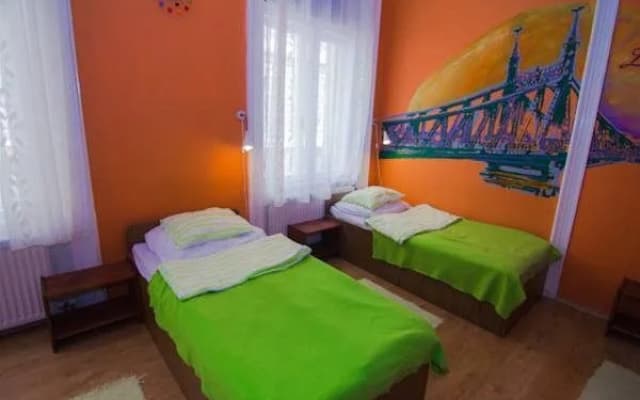 Njoy Hostel - photo 2