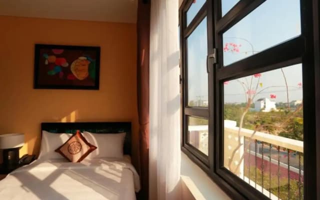 Sunshine Villa Hoi An - photo 4