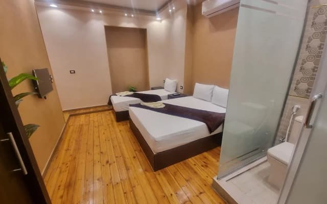Cairo plaza 2 hotel - photo 3