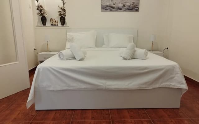 Zeus Apartment - photo 2