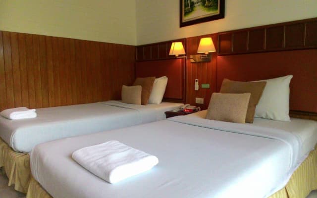 Lunarhut Resort - photo 3