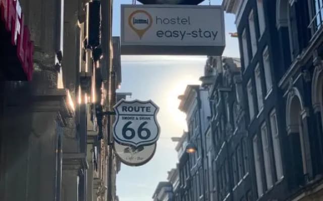 Hostel Warmoes Amsterdam - photo 2