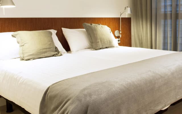 Mh Apartments Barcelona - photo 3