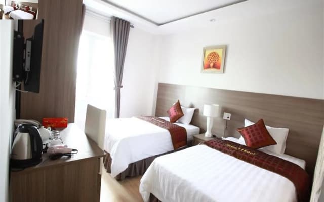 Onion 2 Hotel & Apartments - photo 2