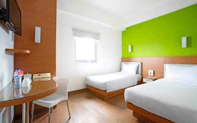 Amaris Hotel Teuku Umar - photo 2