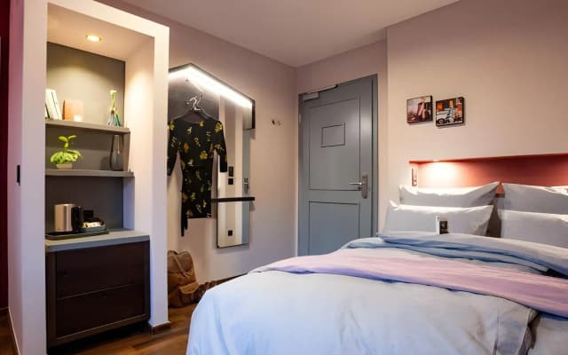 The Circus Hotel - photo 3