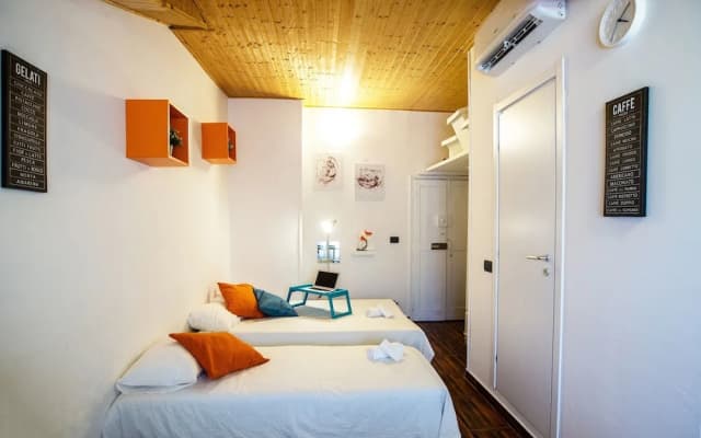 Home Hotel - Monza 83 - photo 2