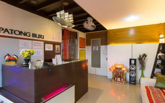 Patong Buri Hotel - photo 2