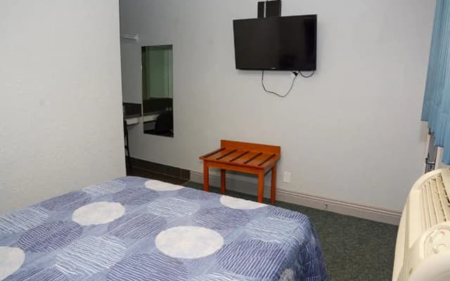 Comet Motel - photo 5
