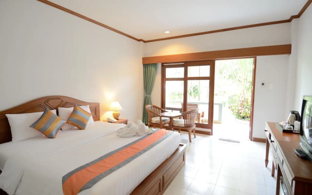 First Bungalow Beach Resort - photo 5
