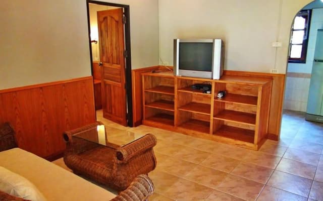 Aliyah Garden House - photo 4