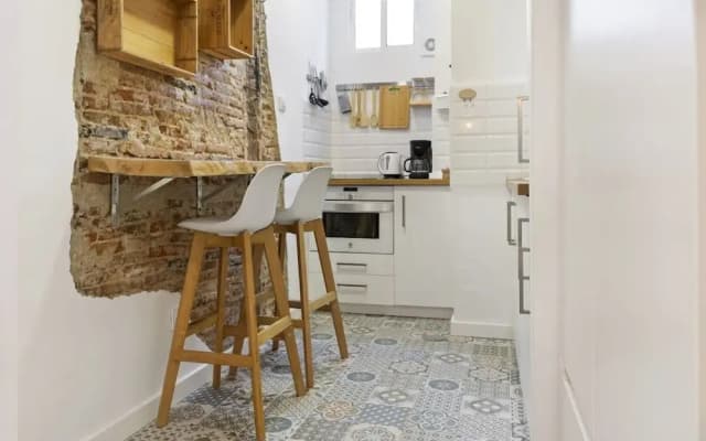 Space-saving Designer Apartment With One Bedroom in Chamberí, Madrid - photo 4