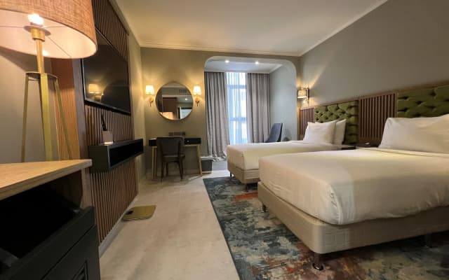 President Hotel - photo 5