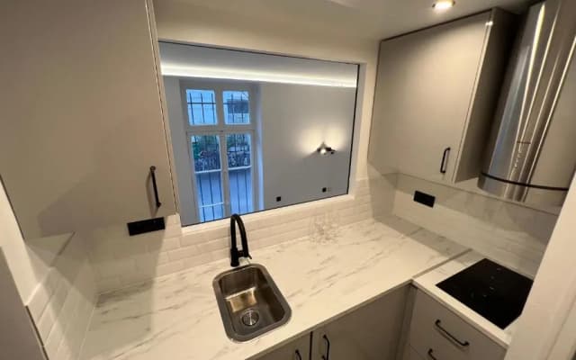 Pere Lachaise Apartment - photo 5