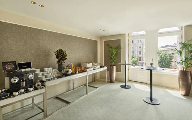 Párisi Udvar Hotel Budapest, part of Hyatt - photo 4
