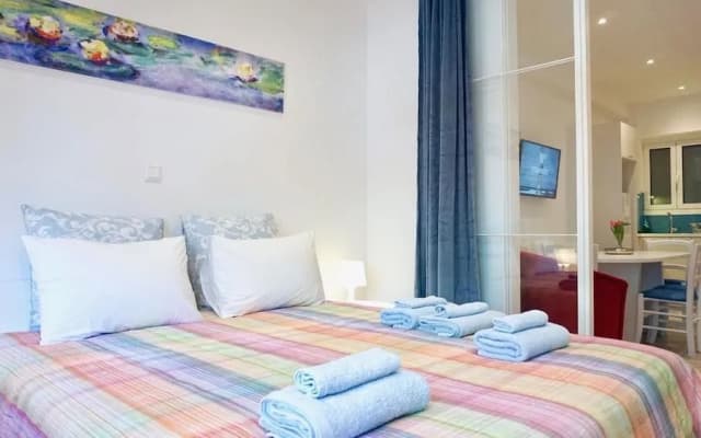 Vibrant & Cozy Apt in Athens - photo 4