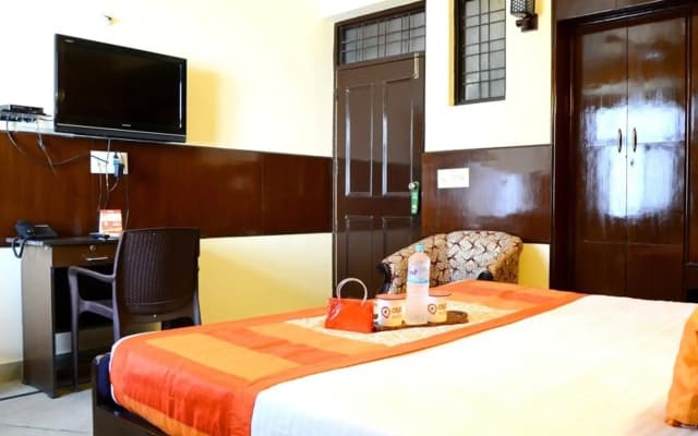 Airport Hotel Olive & Blue - photo 3