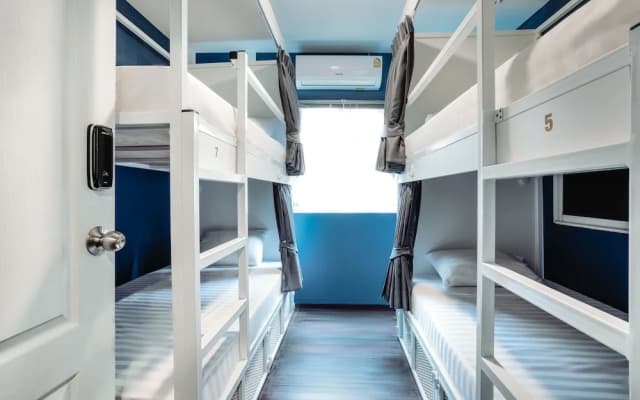 Sleepyhead Hostel - photo 5