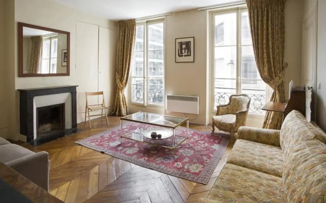Quai d'Orsay Apartment - photo 2