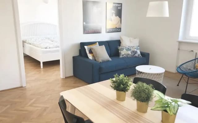Lovely Apartment directly at Naschmarkt - photo 3