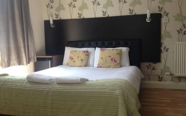 The Furzedown - photo 3