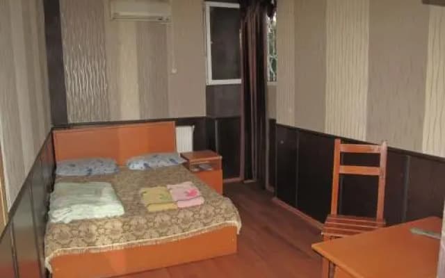 Hotel Lux - photo 2