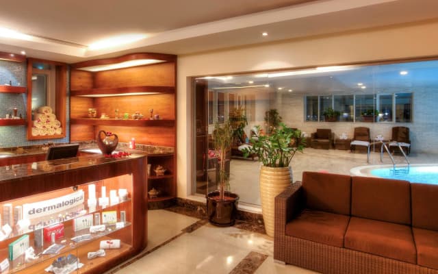 Mathema Premium Aparthotel - photo 2