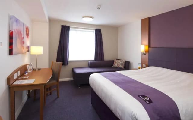 Premier Inn London Barking - photo 3