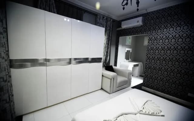Golden Star Pattaya - photo 3