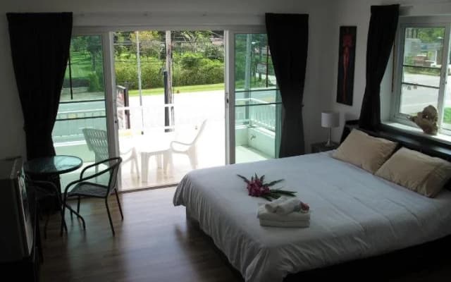 Siam Cafe' Guesthouse - photo 2