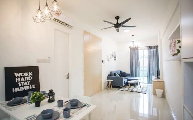 Suria North Kiara 52Hz Homestay - photo 5