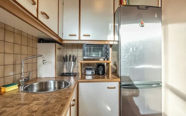 Affordable Apartment Close to Stadthalle - photo 4
