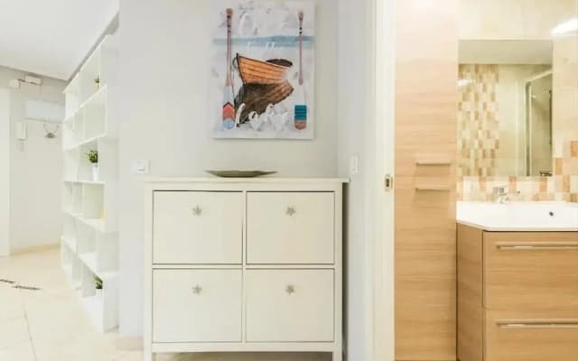 Sunny Cozy Apt. Historic District - Sol - photo 2