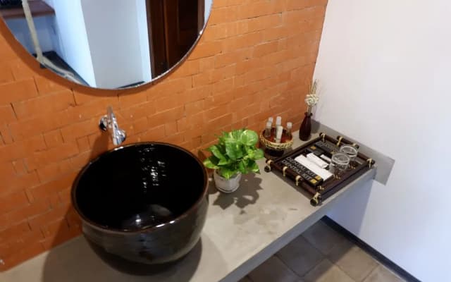 1004 Boutique Hotel - photo 5