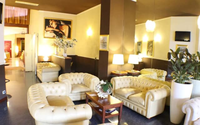Hotel Certosa - photo 2