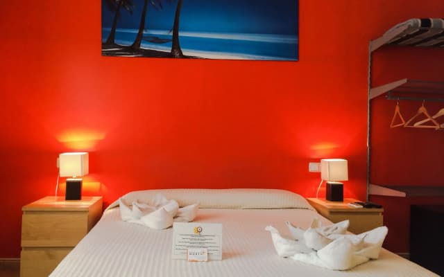 Barcelona City North Hostal - photo 2