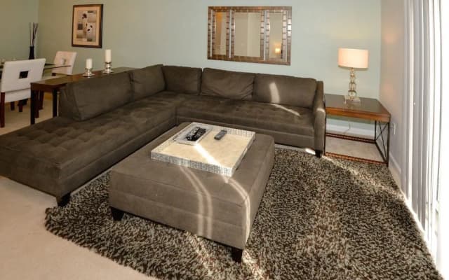Luxury Townhome 3 Bedroom Condo by Redawning - photo 3