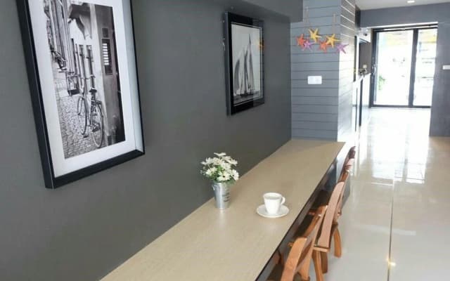 Loma Hostel at Phuket Town - photo 3