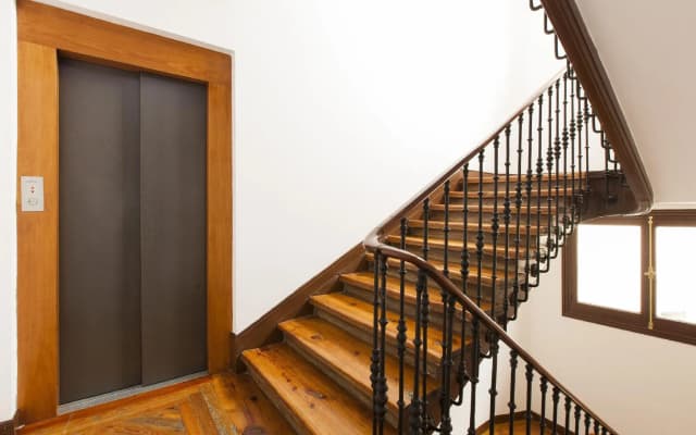 Calle Mayor Apartments - photo 2