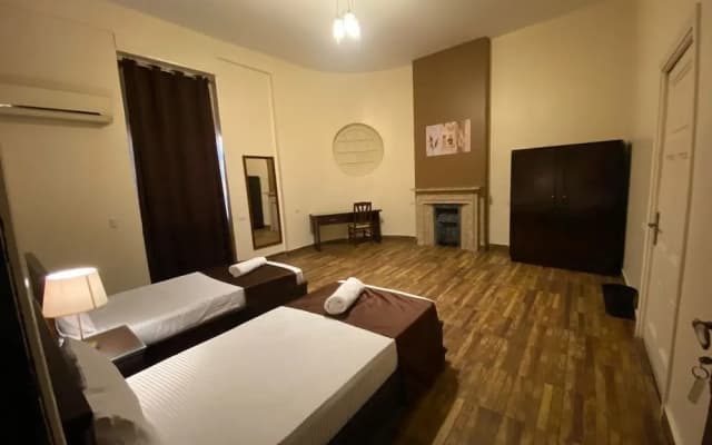 Gresham Hotel - photo 4