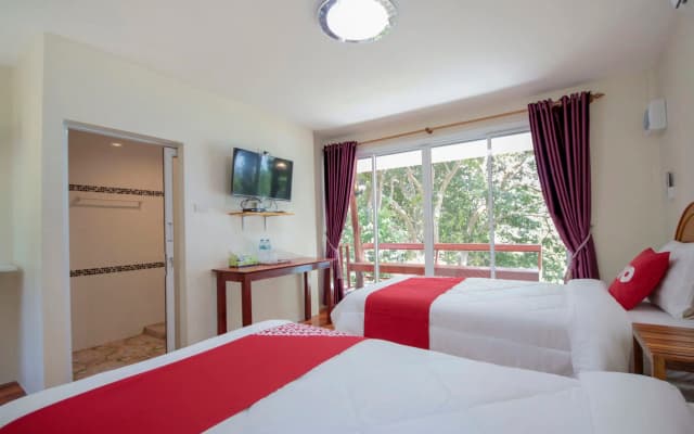 Bamboo Bay Resort - photo 2