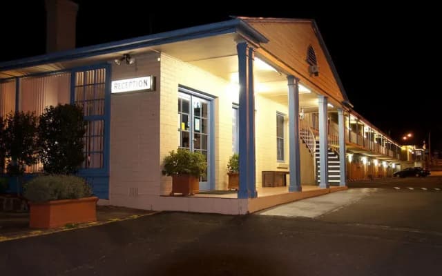 Blue Mountains Highway Motel - photo 2
