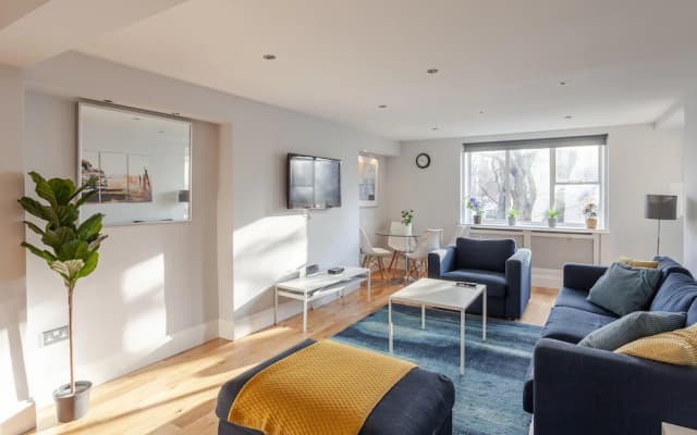 3 Bedrooms Apartment Central London - photo 4