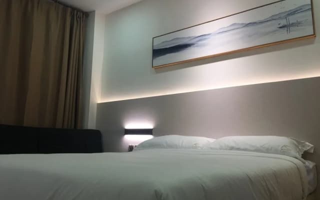 Key Hotel Old City Center - photo 4