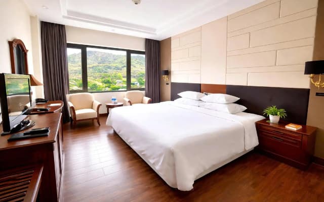 Saigon Halong Hotel - photo 4