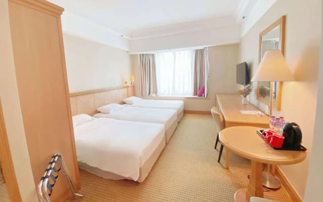 Ramada by Wyndham Hong Kong Grand View - photo 3