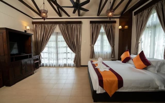 Jerejak Island Resort - photo 5