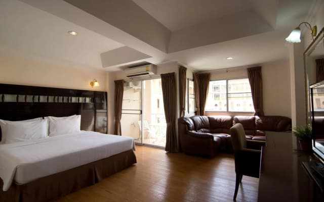 LK Mansion - photo 5