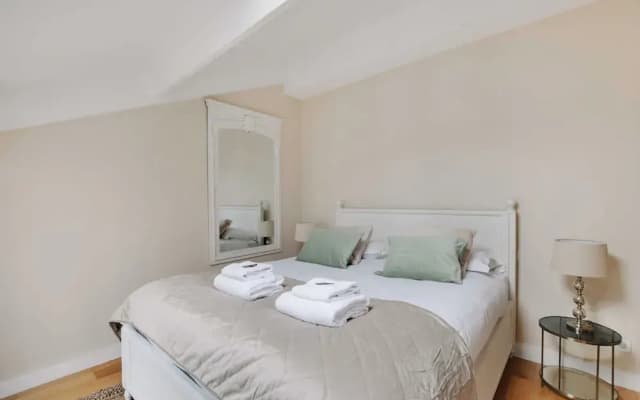 Chic Apartment - 1br/4p - Near the Louvre - photo 2